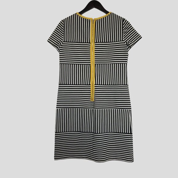 Maggy London Size 4 Black White Stripe Short Sleeve Straight Pencile Dress - Picture 3 of 11
